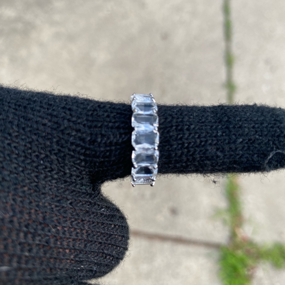 Woman’s diamond ring